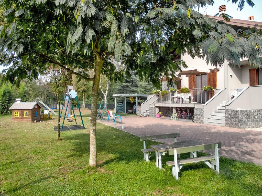B&B Il Rovere Gattico Екстер'єр фото