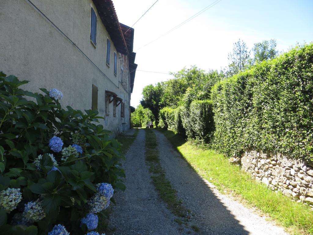 B&B Il Rovere Gattico Екстер'єр фото