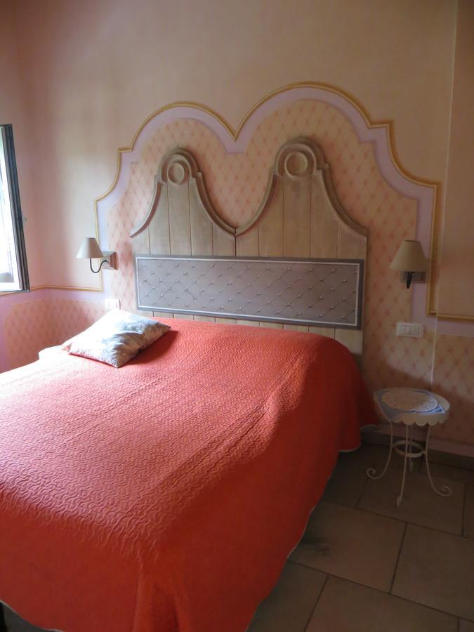 B&B Il Rovere Gattico Екстер'єр фото